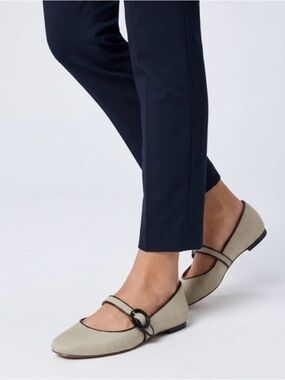 Alice + Olivia Bright Pink Pointed Flat